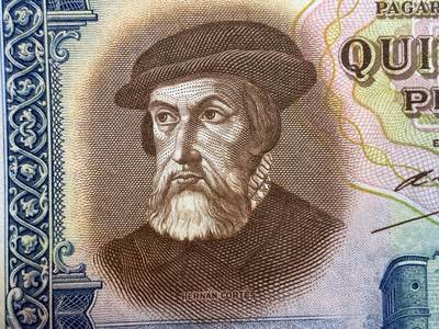 《竞宝斋》第409场 周日，周一，2场连拍 （全场包邮） PMG 67EPQ 西班牙1935年版500比塞塔纸币，西班牙第二共和国大名誉品种，绝品超高分，此等分数西班牙国内都难得一见！背面印有西班牙第二共和国国徽，此品种纸币设计精美深受国内外藏家喜爱。