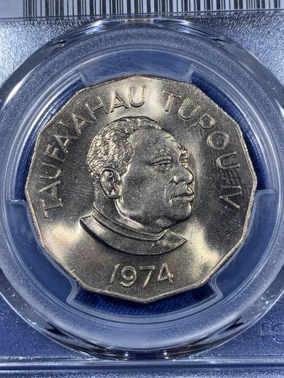 《竞宝斋》第409场 周日，周一，2场连拍 （全场包邮） PCGS MS65 汤加1974年多边形50分 发行量仅5万的流通币 拆卷评级冠军分 车轮光状态漂亮 收藏级