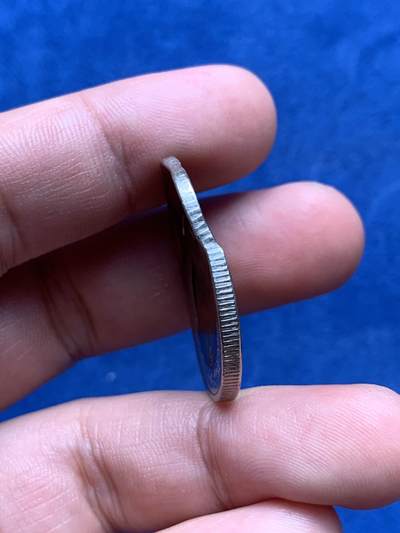 《竞宝斋》第409场 周日，周一，2场连拍 （全场包邮） 变异的双色币 复打变形 细节见图