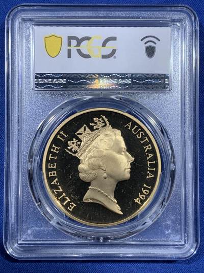 《竞宝斋》第409场 周日，周一，2场连拍 （全场包邮） PCGS PR68DCAM 高分 少见纪念币品种 1994澳大利亚5澳元 纪念女性选举权100周年 底板干净 浮雕感极强 黄铜币保存不易 喜欢澳洲的不要错过了