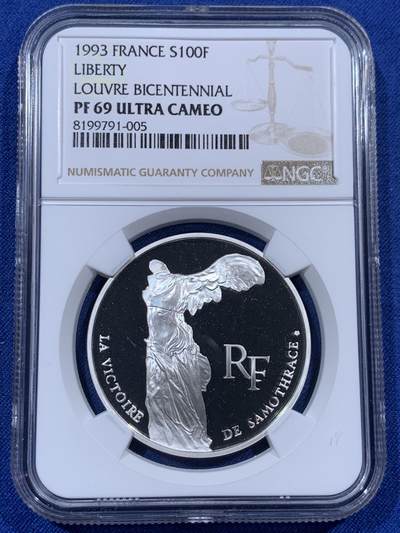 《竞宝斋》第409场 周日，周一，2场连拍 （全场包邮） NGC PF69UC 法国1993年卢浮宫系列-色雷斯的胜利女神精制纪念银币-100法郎精制纪念银币-10法郎（900银，37MM币径，发行量2万枚）