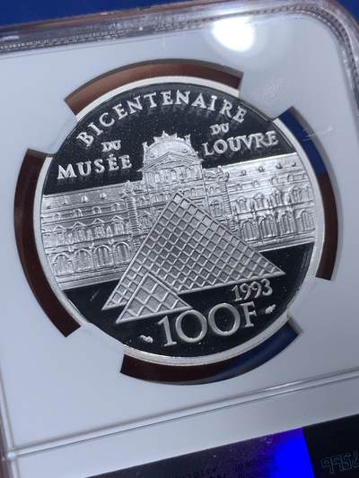 《竞宝斋》第409场 周日，周一，2场连拍 （全场包邮） NGC PF69UC 法国1993年卢浮宫系列-色雷斯的胜利女神精制纪念银币-100法郎精制纪念银币-10法郎（900银，37MM币径，发行量2万枚）