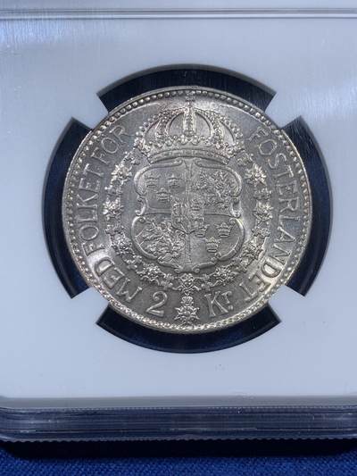 《竞宝斋》第409场 周日，周一，2场连拍 （全场包邮） NGC MS62 瑞典 1936年 古斯塔夫五世 流通版 2克朗 银币 ms的非常少见 淡黄彩