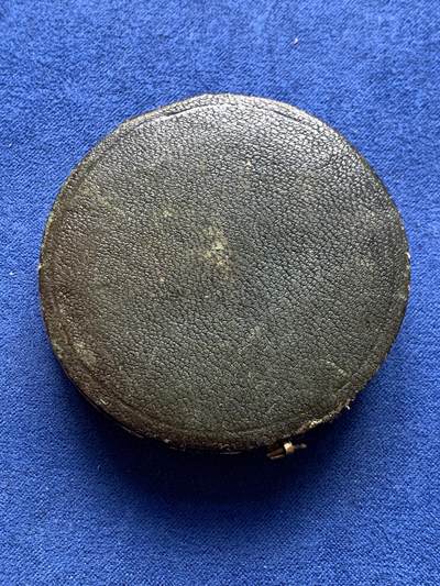 《竞宝斋》第409场 周日，周一，2场连拍 （全场包邮） 法国1840菲利普一世大铜章，背面是拿破仑遗嘱(有原盒)，62.75克，51.2mm，细节见图