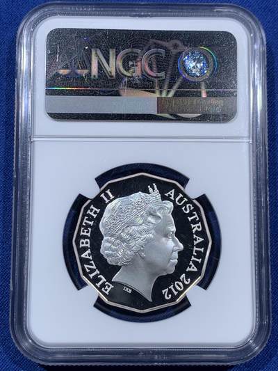 《竞宝斋》第409场 周日，周一，2场连拍 （全场包邮） NGC PF69UC 澳大利亚2012年发行芭蕾舞团成立50周年50分精制纪念银币（天鹅绒缎面配钢琴烤漆木盒，高雅精致的天鹅舞纪念银币，限量发行五千枚，克重18.24，925银，币径31.5MM）