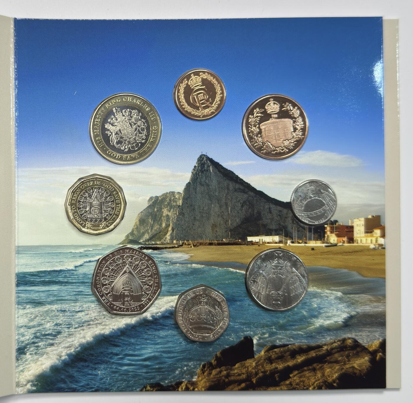 S&S Numismatic世界钱币-拍卖 第113期  直布罗陀2024年 查尔斯三世头像 9枚套币官方卡币 含2枚双色高值币