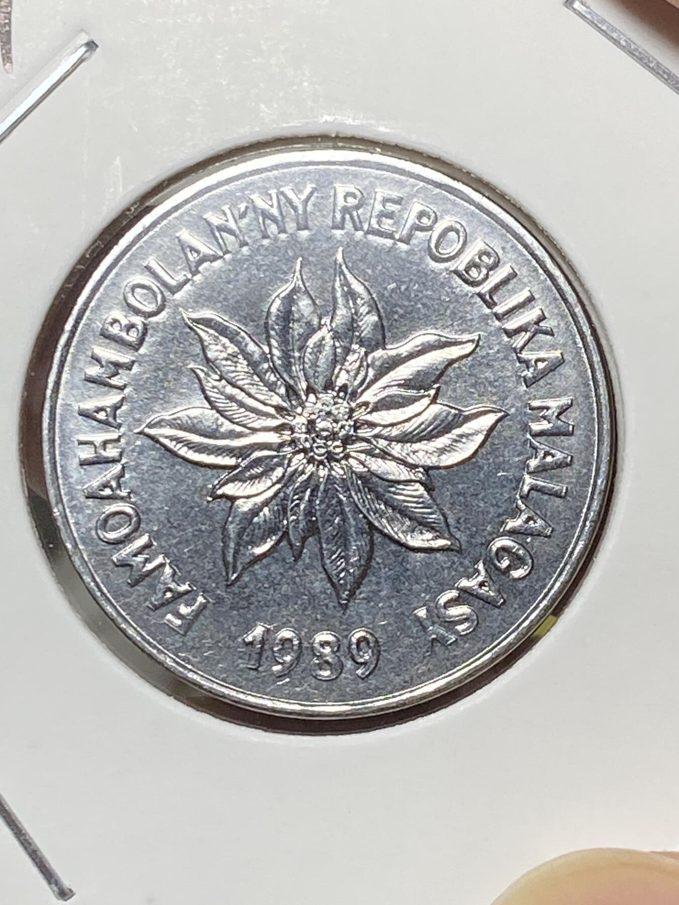 2025年第八十场(总第一百零六场）外国好品散币(免佣金)