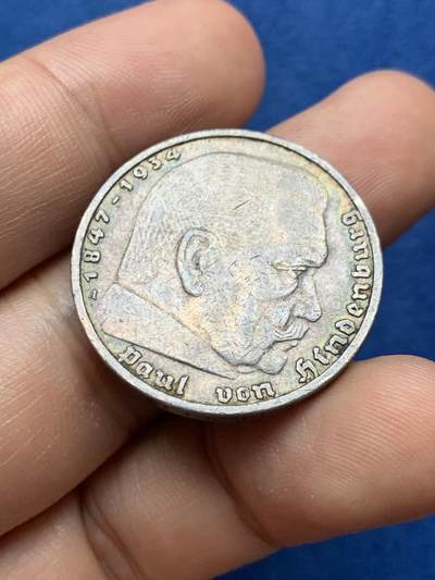 《竞宝斋》第409场 周日，周一，2场连拍 （全场包邮） 德国1936年兴登堡头像5马克银币，背面五彩包浆