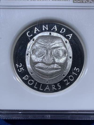 《竞宝斋》第409场 周日，周一，2场连拍 （全场包邮） NGC PF70UC 加拿大2013年-月亮婆婆面具精制纪念银币-25加元（999纯银，38MM币径，发行量6000枚）