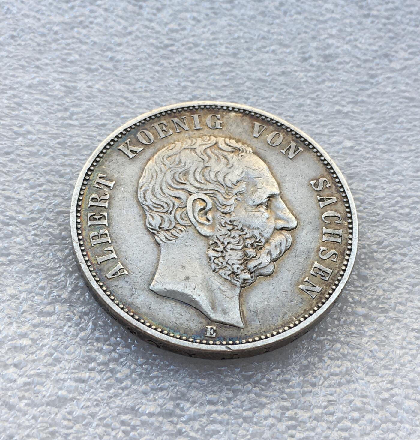 世界钱币专场拍卖 德国1876年萨克森阿尔伯特短翅5马克银币 27.8克90%银