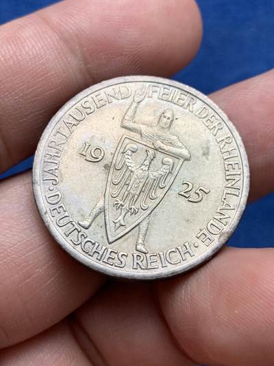 《竞宝斋》第409场 周日，周一，2场连拍 （全场包邮） 德国魏玛共和国1925年A版魏玛莱茵千年3马克银币 细节见图
