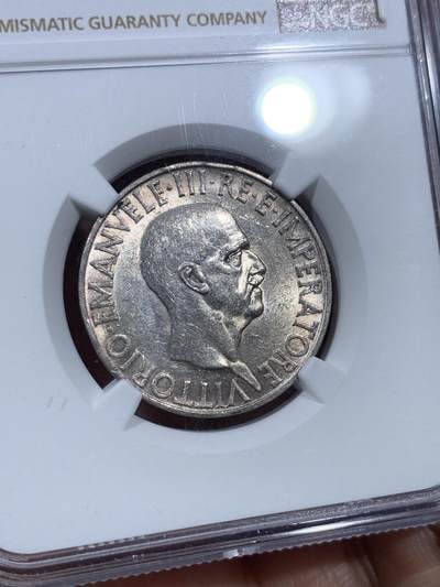 《竞宝斋》第410场 周日，周一，2场连拍 （全场包邮） NGC MS62 意大利 1936年 10里拉 银币 好品少见