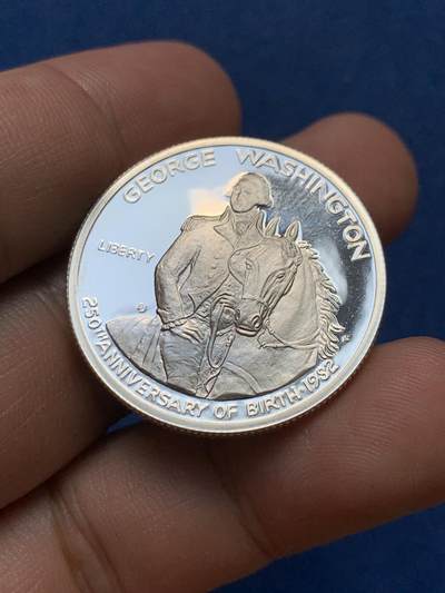 《竞宝斋》第410场 周日，周一，2场连拍 （全场包邮） 1982年乔治华盛顿诞辰250周年银币，半美元，镜面质感