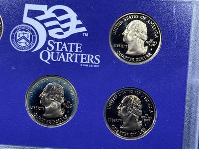 《竞宝斋》第410场 周日，周一，2场连拍 （全场包邮） 美国2003年精制套币+精制州币5枚套盒证全