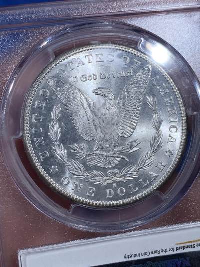 《竞宝斋》第410场 周日，周一，2场连拍 （全场包邮） PCGS MS65 美国 1881-S 摩根银元 正面有类镜面效果 光度很好 PL状态