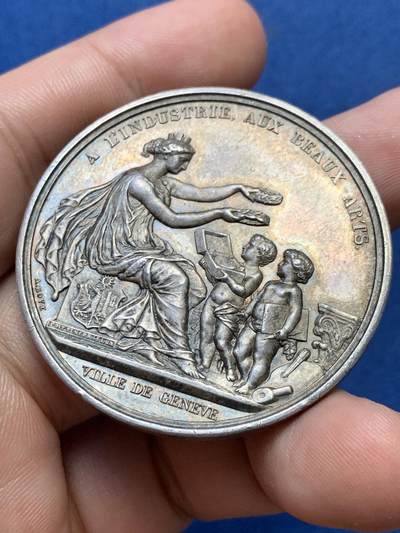 《竞宝斋》第410场 周日，周一，2场连拍 （全场包邮） 瑞士19世纪日内瓦艺术协会银章 大版 32.9克 45.5mm