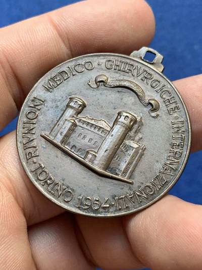 《竞宝斋》第410场 周日，周一，2场连拍 （全场包邮） 文艺复兴时期解剖学大师-莱昂纳多·博塔洛纪念章，1954年都灵医学外科会议， 22.1克，39.3mm。