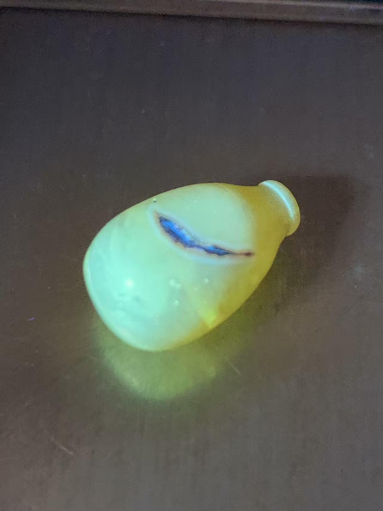 天然通货乌克兰蜜蜡一体佛头三通一个