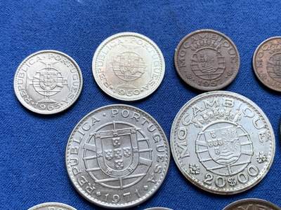 《竞宝斋》第410场 周日，周一，2场连拍 （全场包邮） 13枚一组 葡属莫桑比克1952-1974年 含3枚银币