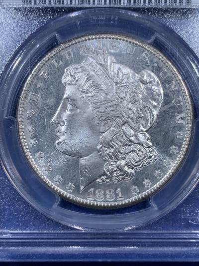 《竞宝斋》第410场 周日，周一，2场连拍 （全场包邮） PCGS MS65 美国 1881-S 摩根银元 正面有类镜面效果 光度很好 PL状态