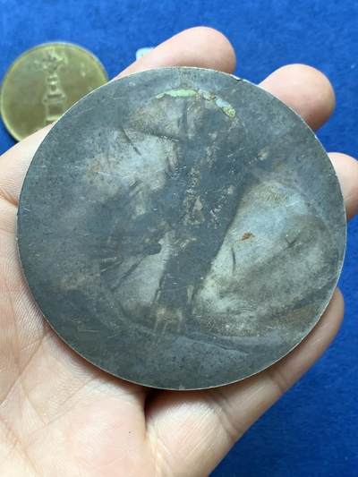 《竞宝斋》第410场 周日，周一，2场连拍 （全场包邮） 三枚一组 法国铜章 总重约85.3克 24.7-69.7mm