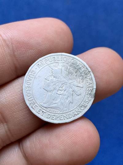 《竞宝斋》第410场 周日，周一，2场连拍 （全场包邮） 两枚一组 法属瓜德罗普 少见品种