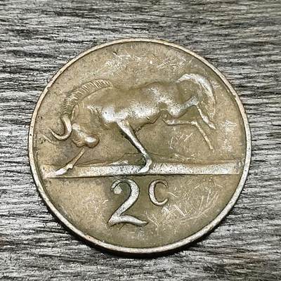 【铜匠收藏】★第130场★散币场，无佣金，30包邮。不满30元，支付5元运费。《接受代拍 代送NGC评级》 - 南非 2分 角马 1967年