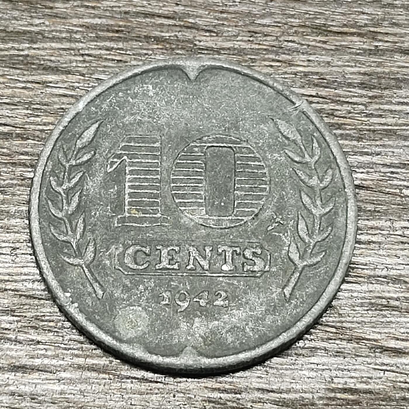 【铜匠收藏】★第130场★散币场，无佣金，30包邮。不满30元，支付5元运费。《接受代拍 代送NGC评级》 德占荷兰 1942年 10分 锌币