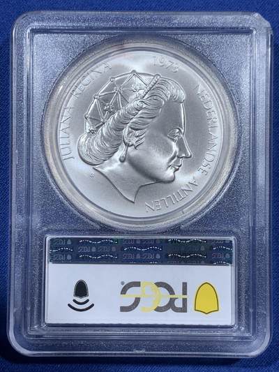 《竞宝斋》第410场 周日，周一，2场连拍 （全场包邮） PCGS MS67 荷兰1973年朱莉安娜女王加冕25周年25盾大银币 重42.12克 925银 加厚盒