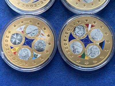《竞宝斋》第410场 周日，周一，2场连拍 （全场包邮） 六枚一组 庆祝欧元20周年 克朗型纪念章 2022年是欧元之年