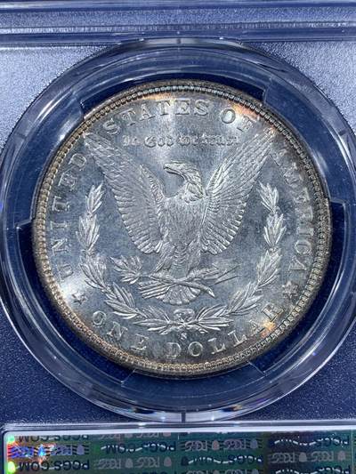 《竞宝斋》第410场 周日，周一，2场连拍 （全场包邮） PCGS MS64 摩根 1881-s 正反面皆有月牙形彩虹包浆 币面几乎无伤明显低评