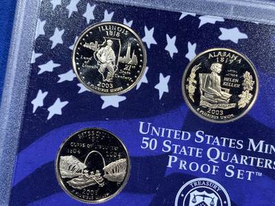 《竞宝斋》第410场 周日，周一，2场连拍 （全场包邮） 美国2003年精制套币+精制州币5枚套盒证全