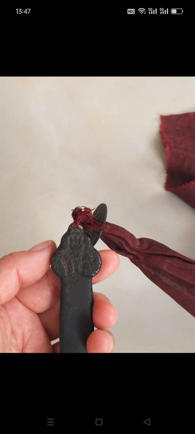 清代手工制作带有八卦符咒的铜刀摆件，带有雍正铜钱一枚，镇宅辟邪，保存完整！包老！ 清代手工制作带有八卦符咒的铜刀摆件，带有雍正铜钱一枚，镇宅辟邪，保存完整！包老！