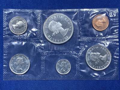 《竞宝斋》第410场 周日，周一，2场连拍 （全场包邮） 加拿大 1963年类精致套币 银价涨了不少