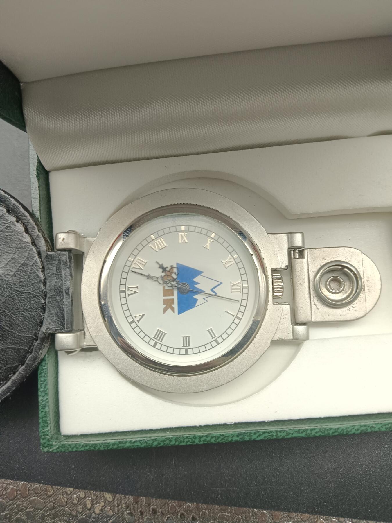 68期回流戒指饰品杂件纪念章丝路钱币专场 新疆建筑科学研究院建院四十周年纪念章