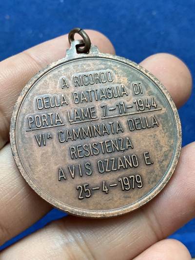 《竞宝斋》第410场 周日，周一，2场连拍 （全场包邮） 意大利博洛尼亚城门-拉梅门纪念章 24.3克 42.1mm