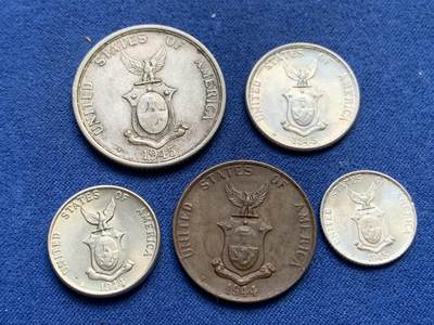 《竞宝斋》第410场 周日，周一，2场连拍 （全场包邮） 五枚一组 美属菲律宾1937-1945年 含3枚银币