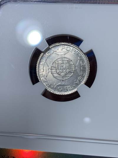 《竞宝斋》第410场 周日，周一，2场连拍 （全场包邮） NGC MS65 澳门 1952 一元 银币 小面值极少见 好品难得 卷拆品