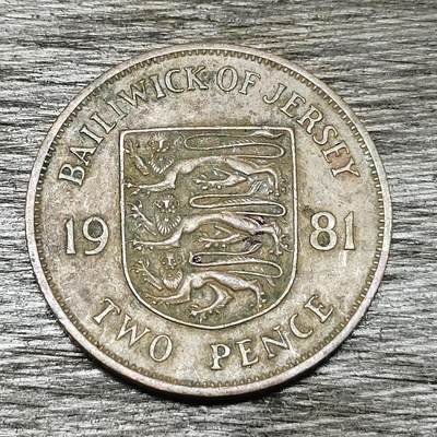 【铜匠收藏】★第130场★散币场，无佣金，30包邮。不满30元，支付5元运费。《接受代拍 代送NGC评级》 - 英属泽西 1981年 2便士 青铜币