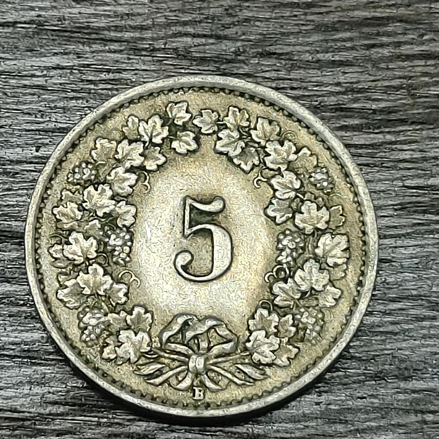 【铜匠收藏】★第130场★散币场，无佣金，30包邮。不满30元，支付5元运费。《接受代拍 代送NGC评级》 瑞士 1922年 女神图案 5分 铜镍币