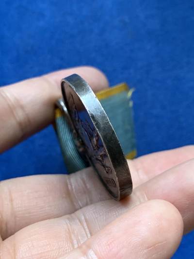 《竞宝斋》第410场 周日，周一，2场连拍 （全场包邮） 1834年克里米亚战争银质奖章 总重约36.8克