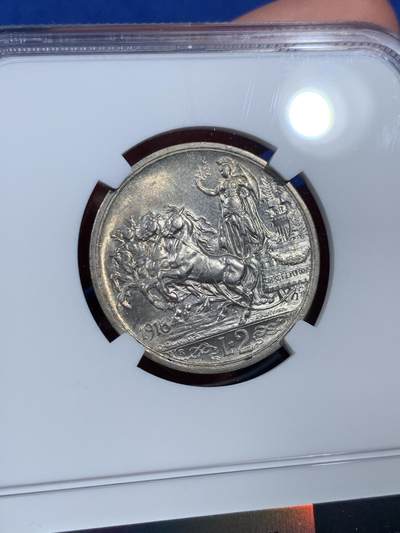 《竞宝斋》第410场 周日，周一，2场连拍 （全场包邮） NGC MS61 意大利 1916 马车 2里拉 银币 埃马努埃莱三世