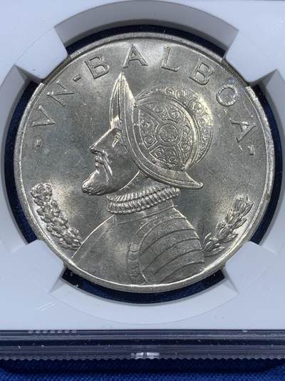 《竞宝斋》第410场 周日，周一，2场连拍 （全场包邮） NGC MS64 巴拿马 1947年 1波拿巴 银币 卷拆转光