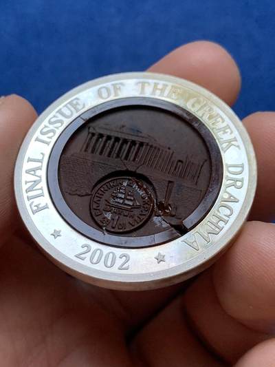 《竞宝斋》第410场 周日，周一，2场连拍 （全场包邮） 朝鲜 2002年 10朝元嵌虎眼石精制纪念银币 最后的希腊德拉克马纪念 嵌虎眼石碎裂，介意勿拍