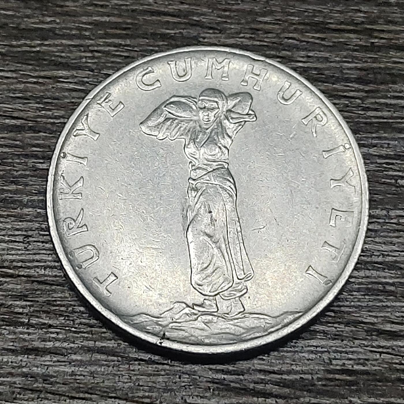 【铜匠收藏】★第130场★散币场，无佣金，30包邮。不满30元，支付5元运费。《接受代拍 代送NGC评级》 土耳其 25里拉 钢币 背货妇女