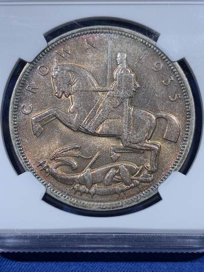 《竞宝斋》第410场 周日，周一，2场连拍 （全场包邮） NGC MS63 英国1935年乔治五世木马剑克朗银币