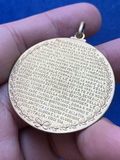 《竞宝斋》第410场 周日，周一，2场连拍 （全场包邮） Nunziatella军事学校镀金银章 25.6克 40.2mm