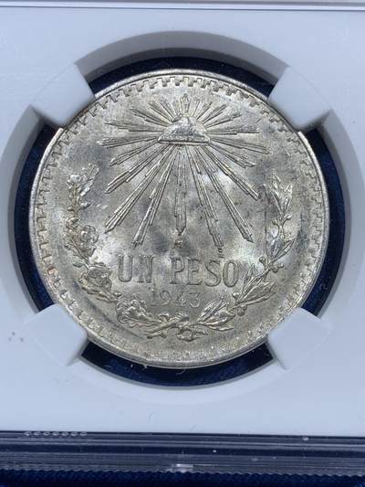 《竞宝斋》第410场 周日，周一，2场连拍 （全场包邮） NGC MS67 超高分 1943墨西哥1比索银币 两面爆光 细节绝对清晰 甚至有点精制币的味道 一步到位 高价值品种