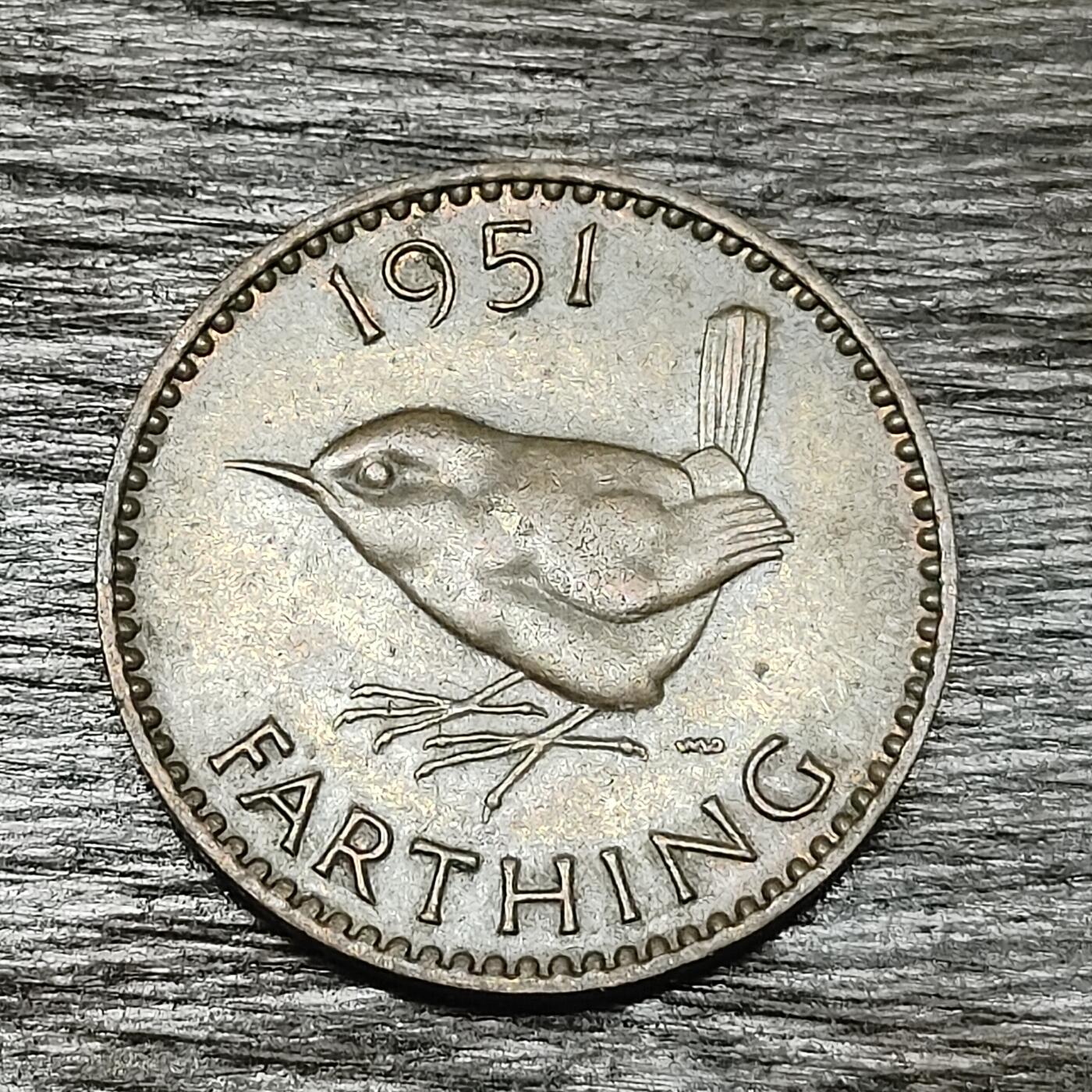 【铜匠收藏】★第130场★散币场，无佣金，30包邮。不满30元，支付5元运费。《接受代拍 代送NGC评级》 英国 1951年 1法新 铜币 乔治六世