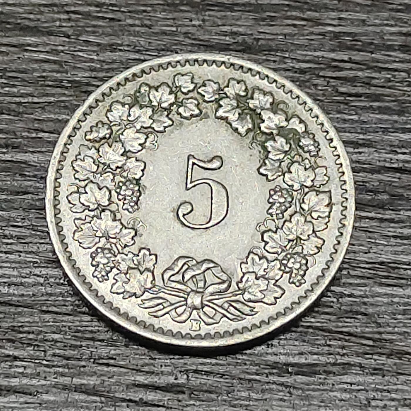 【铜匠收藏】★第130场★散币场，无佣金，30包邮。不满30元，支付5元运费。《接受代拍 代送NGC评级》 瑞士 1954年 5分  镍币